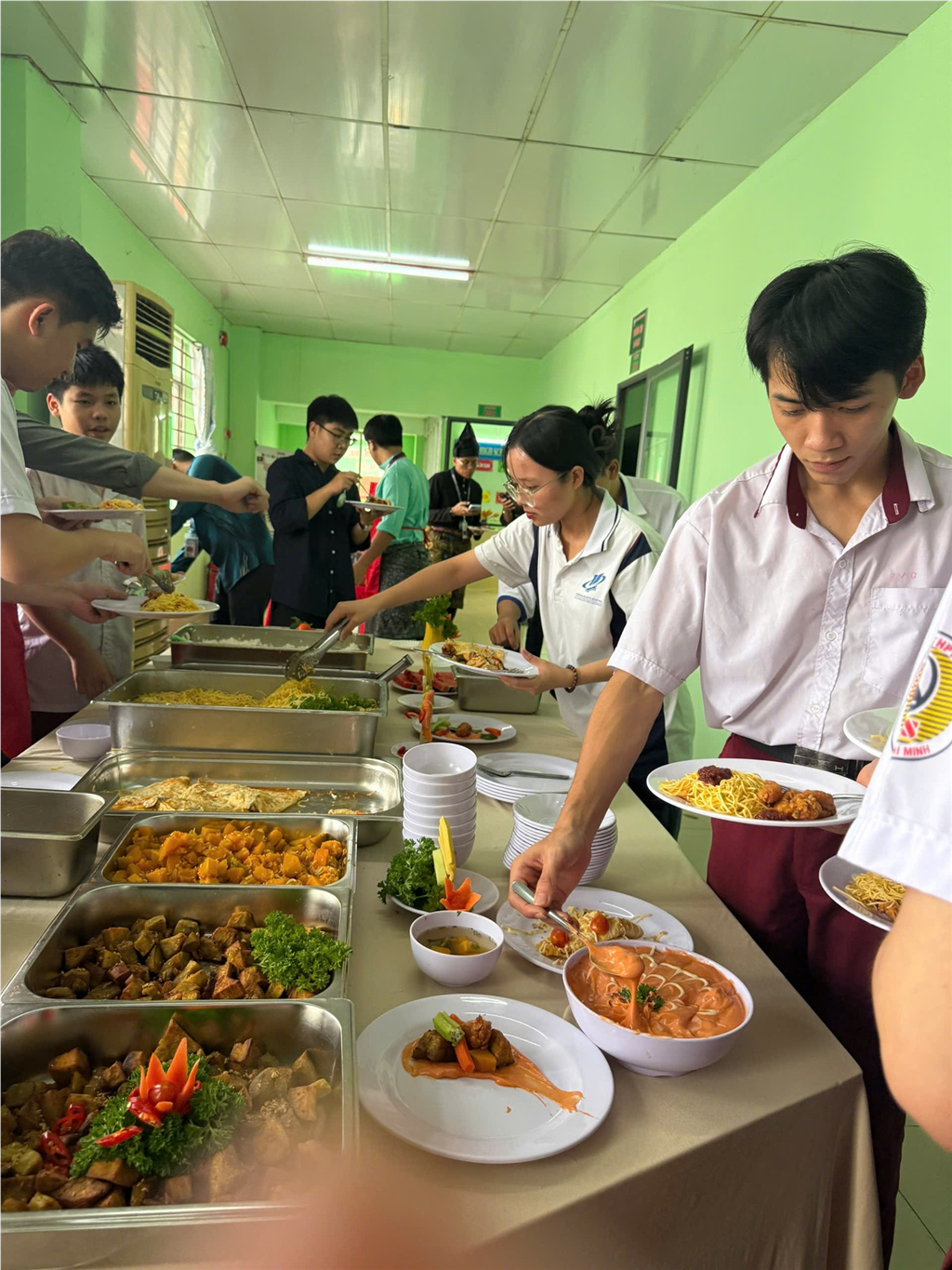 Trường THCS-THPT Bắc Sơn đón đoàn sinh viên Universiti Teknologi Malaysia (UTM) giao lưu học thuật - văn hoá trong chương trình REACH - Vietnam 2025