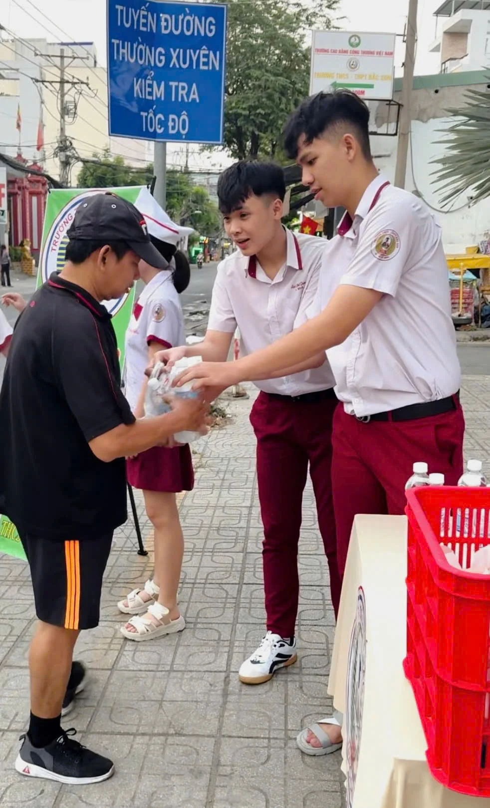 Bữa sáng yêu thương – lan tỏa yêu thương từ những điều giản dị