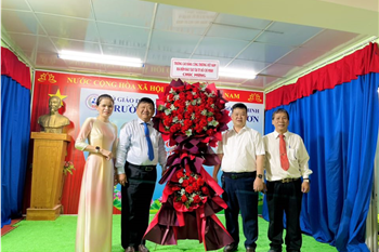 Chào Mừng Ngày Nhà Giáo Việt Nam 20/11 – Tri Ân Những Người Thắp Sáng Ước Mơ