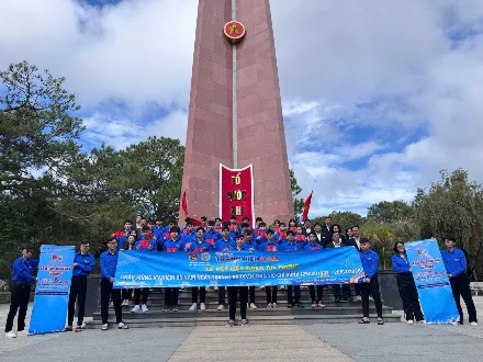 Lễ Kết Nạp Đoàn Ấn Tượng - Tháng Thanh Niên Năm 2026