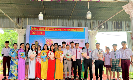 Trường THCS – THPT Bắc Sơn long trọng tổ chức buổi lễ kỷ niệm 42 năm ngày Nhà giáo Việt Nam 20/11/2024